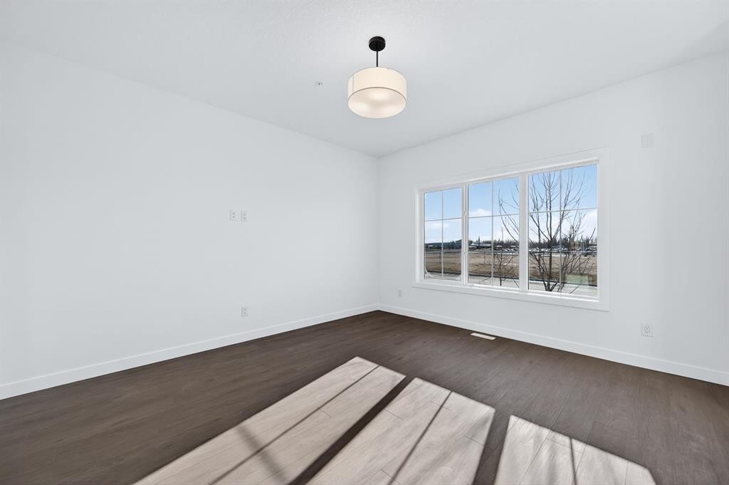 62 Rangeview Path Se, Calgary, AB