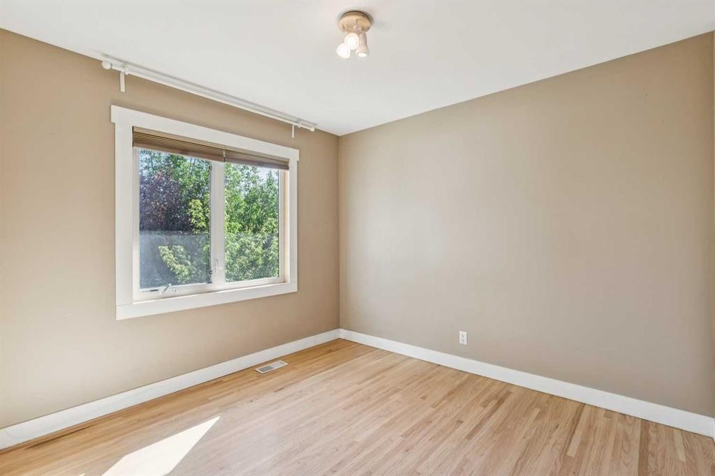 5428 Centre A Street Ne, Calgary, AB