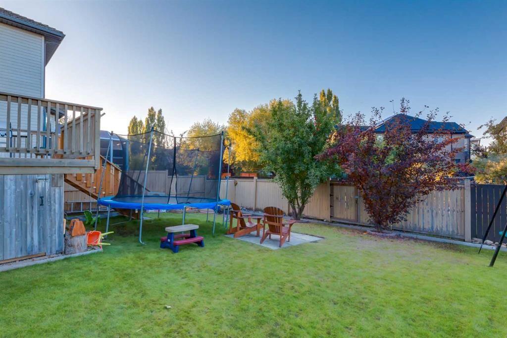 42 Douglas Glen Circle Se, Calgary, AB