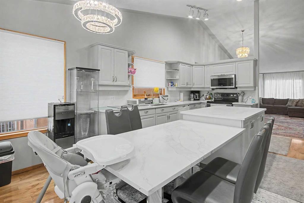 7212 California Boulevard Ne, Calgary, AB