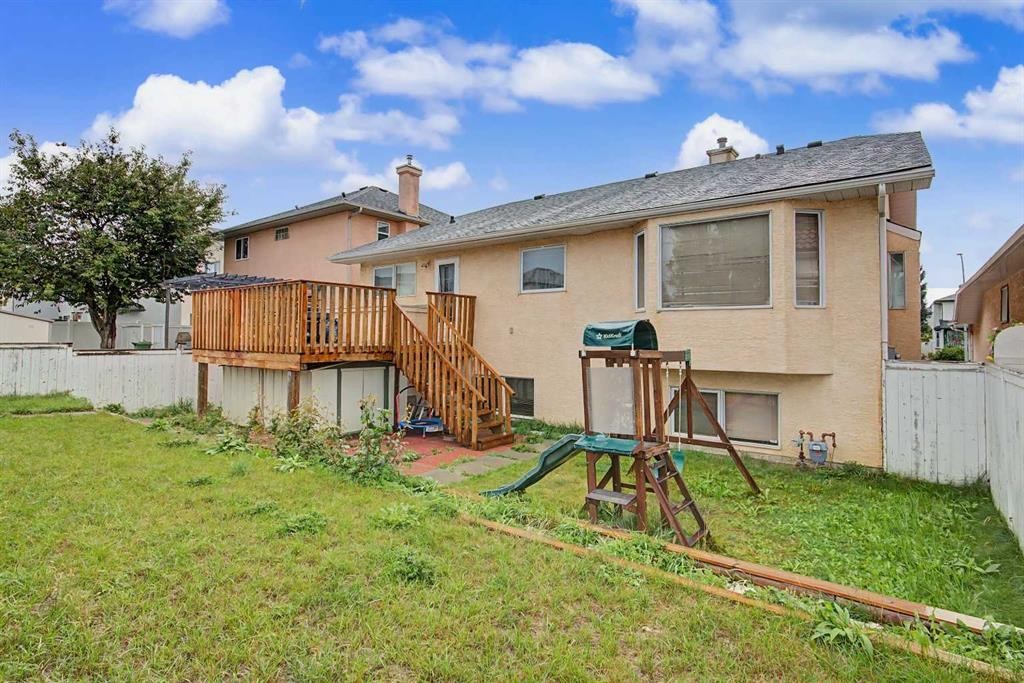 7212 California Boulevard Ne, Calgary, AB