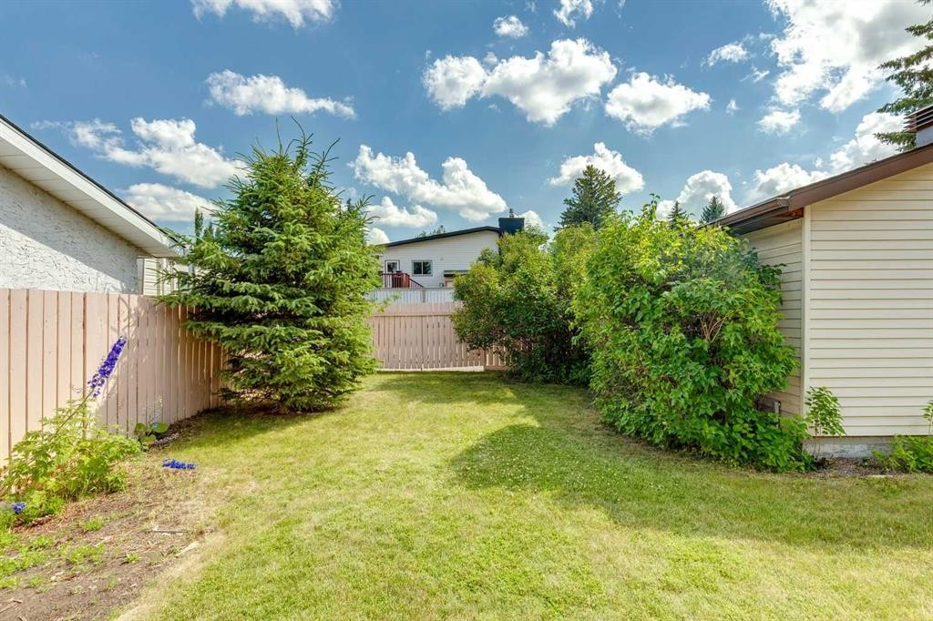 11248 Braeside Drive Sw, Calgary, AB