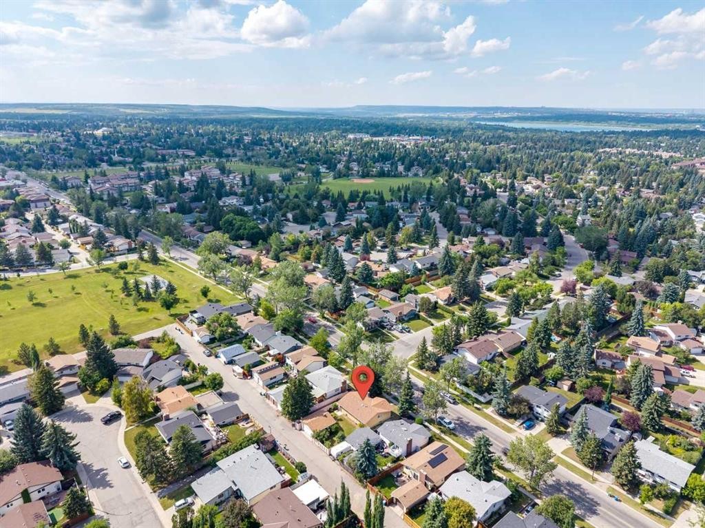 11248 Braeside Drive Sw, Calgary, AB