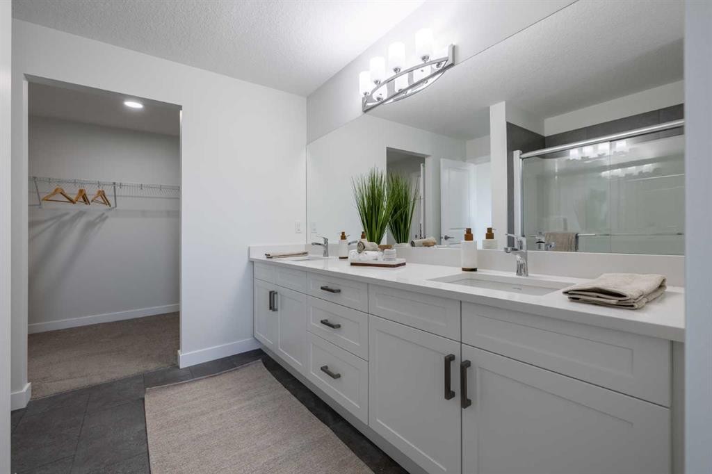 9 Quartz Gate, Balzac, AB