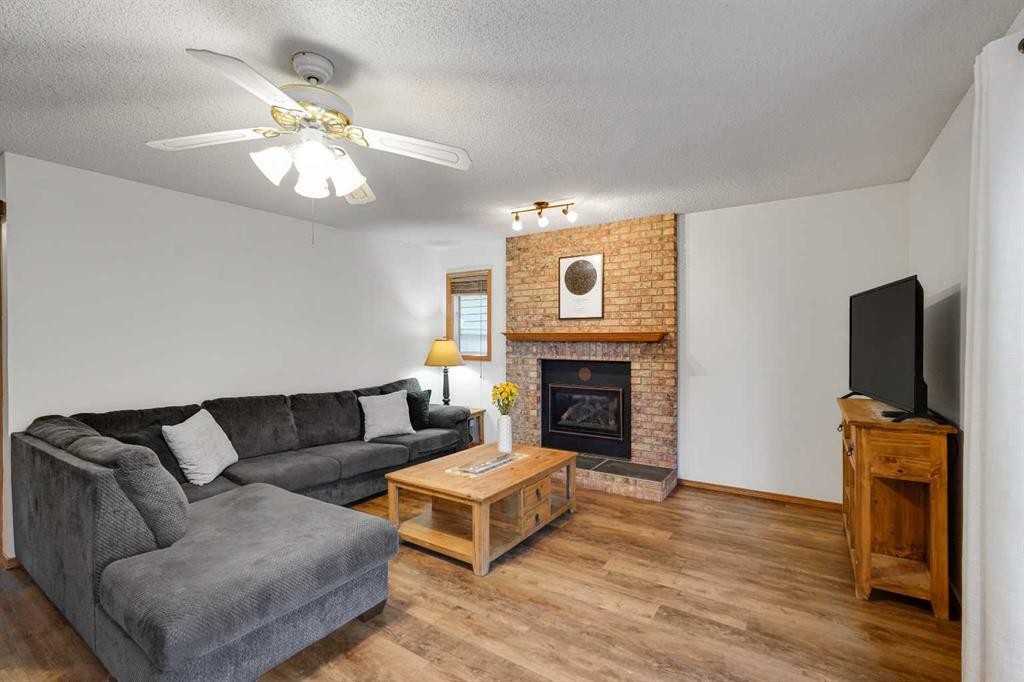 27 Sun Harbour Road Se, Calgary, AB