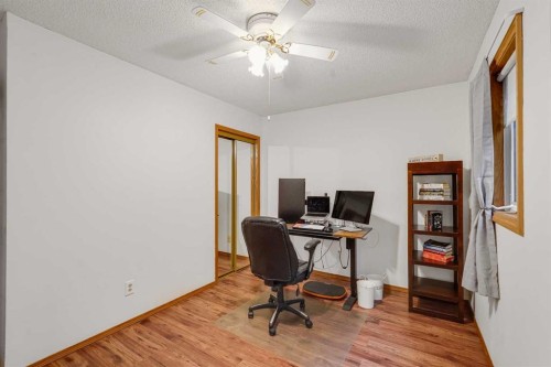 27 Sun Harbour Road Se, Calgary, AB 