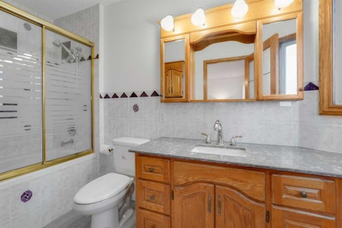 27 Sun Harbour Road Se, Calgary, AB 