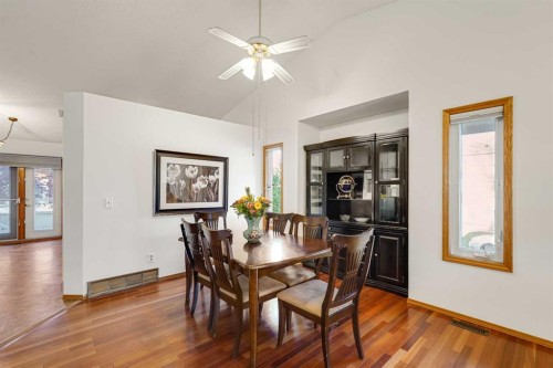 27 Sun Harbour Road Se, Calgary, AB 