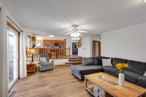 27 Sun Harbour Road Se, Calgary, AB 