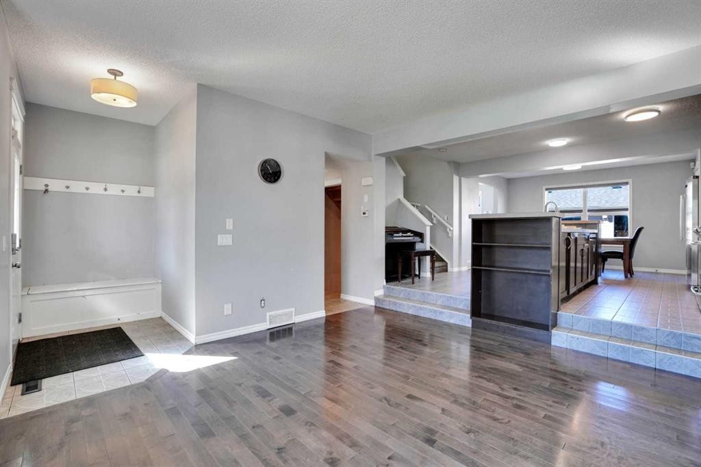 121 Skyview Ranch Drive Ne, Calgary, AB