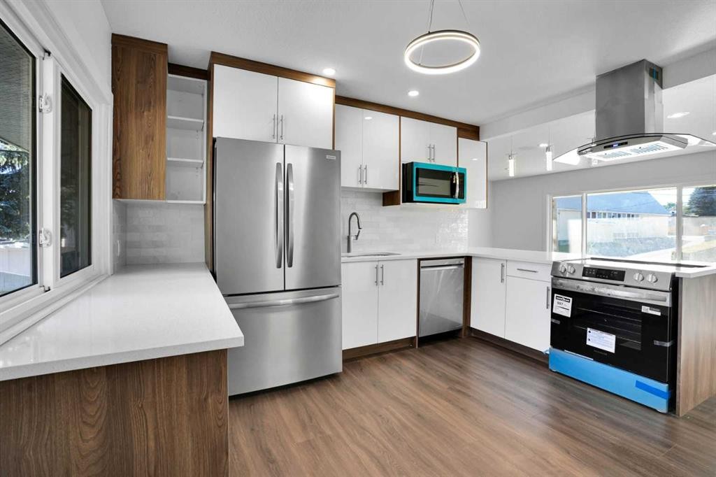 7520 7 Street Sw, Calgary, AB