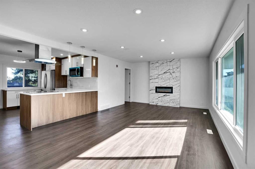 7520 7 Street Sw, Calgary, AB