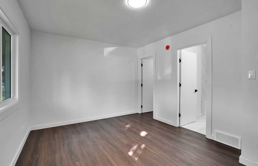 7520 7 Street Sw, Calgary, AB