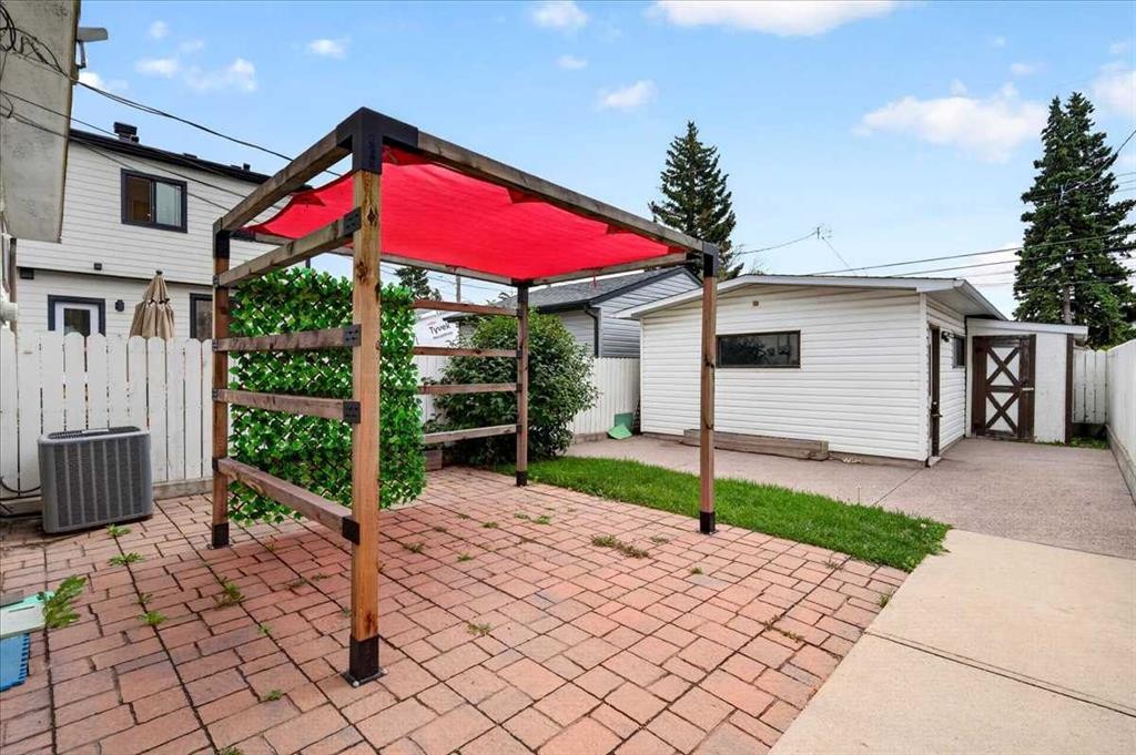 6407 34 Avenue Nw, Calgary, AB