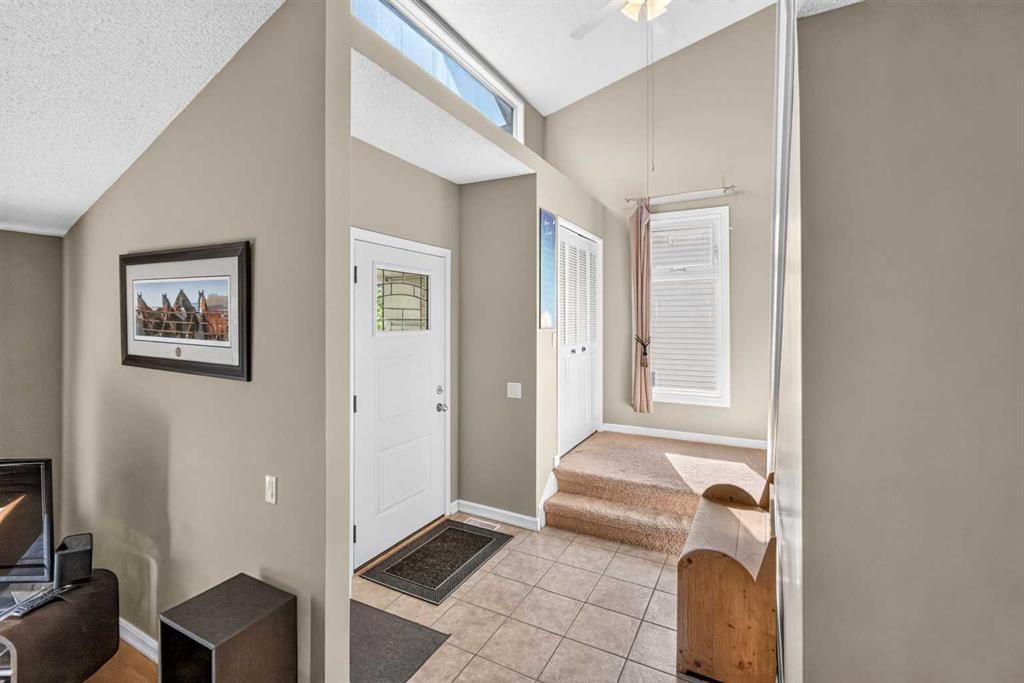 7 Woodbrook Way Sw, Calgary, AB