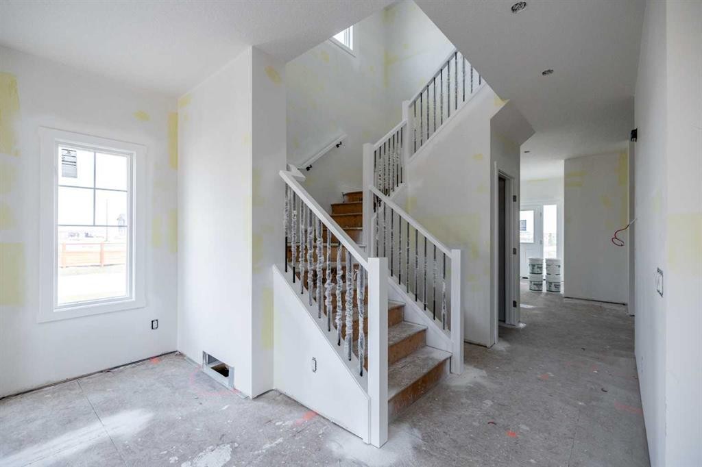 2 Quartz Gate, Balzac, AB
