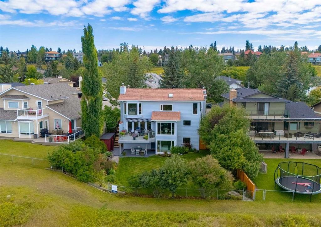 111 Hawksbrow Drive Nw, Calgary, AB