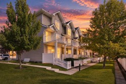 75 Toscana Gardens NWCalgary, AB T3L 3C2