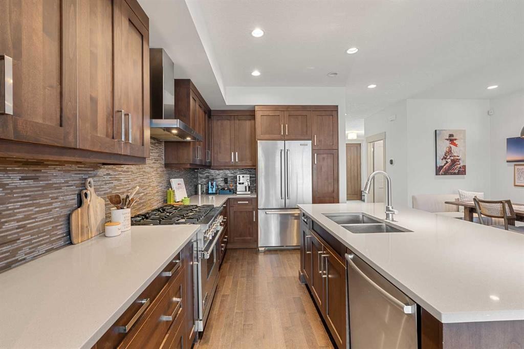 2028 37 Avenue Sw, Calgary, AB