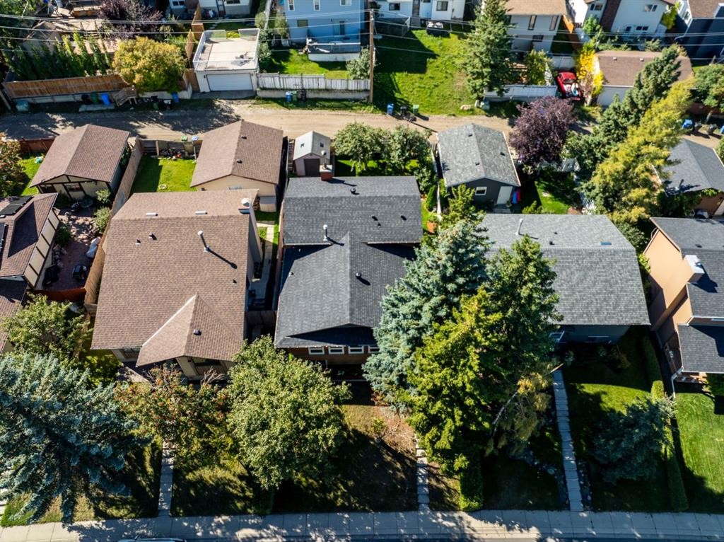 43 Beaconsfield Rise Nw, Calgary, AB