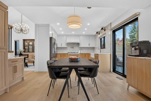8285 Edgebrook Drive Nw, Calgary, AB 