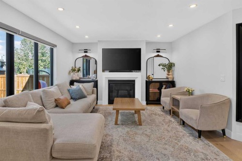 8285 Edgebrook Drive Nw, Calgary, AB 