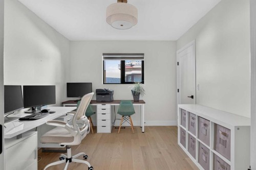 8285 Edgebrook Drive Nw, Calgary, AB 