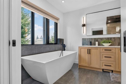 8285 Edgebrook Drive Nw, Calgary, AB 