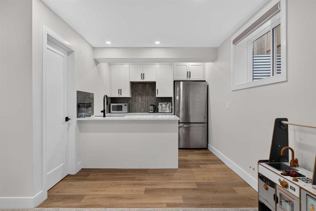 8285 Edgebrook Drive Nw, Calgary, AB