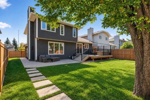 8285 Edgebrook Drive Nw, Calgary, AB 