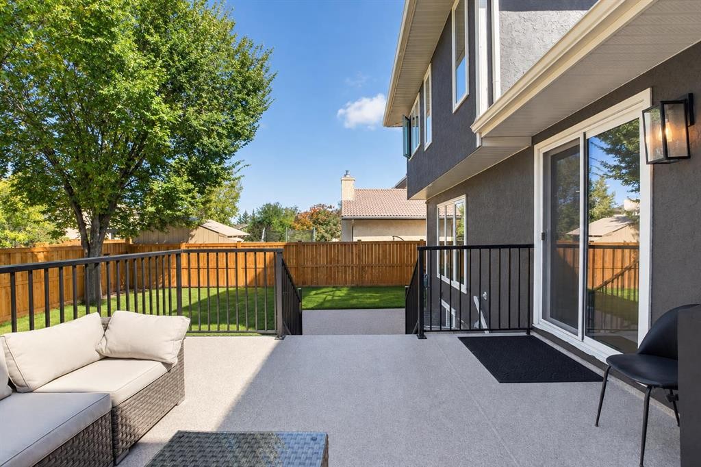 8285 Edgebrook Drive Nw, Calgary, AB