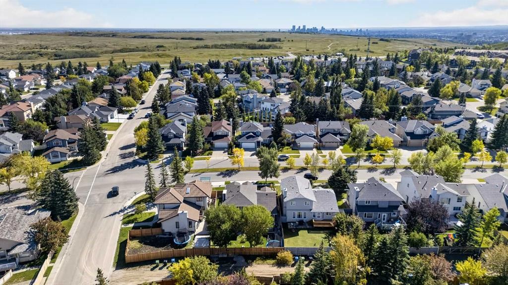 8285 Edgebrook Drive Nw, Calgary, AB