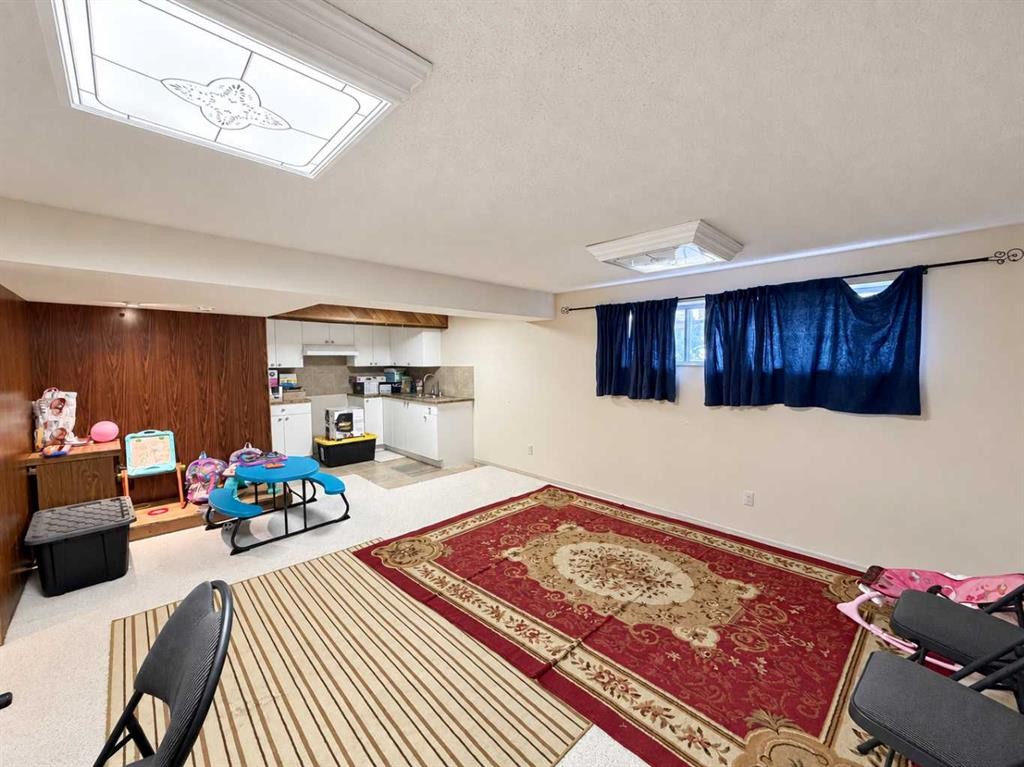 668 Whiteridge Road Ne, Calgary, AB