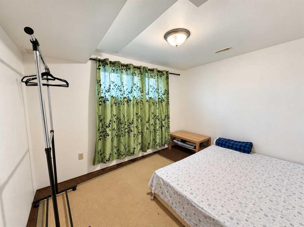 668 Whiteridge Road Ne, Calgary, AB