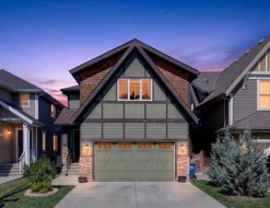 136 Riviera Way Cochrane, AB T4C 0V4