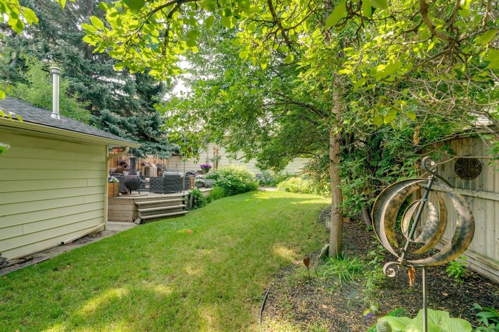 212 Blackthorn Road Nw, Calgary, AB