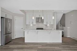 4-2416 30 Street SWCalgary, AB T2E 2M1