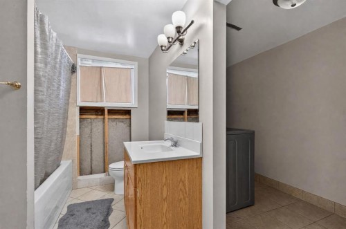 4843 7 Avenue Se, Calgary, AB 