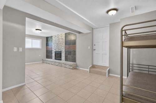 4843 7 Avenue Se, Calgary, AB 
