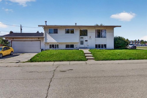 4843 7 Avenue Se, Calgary, AB 
