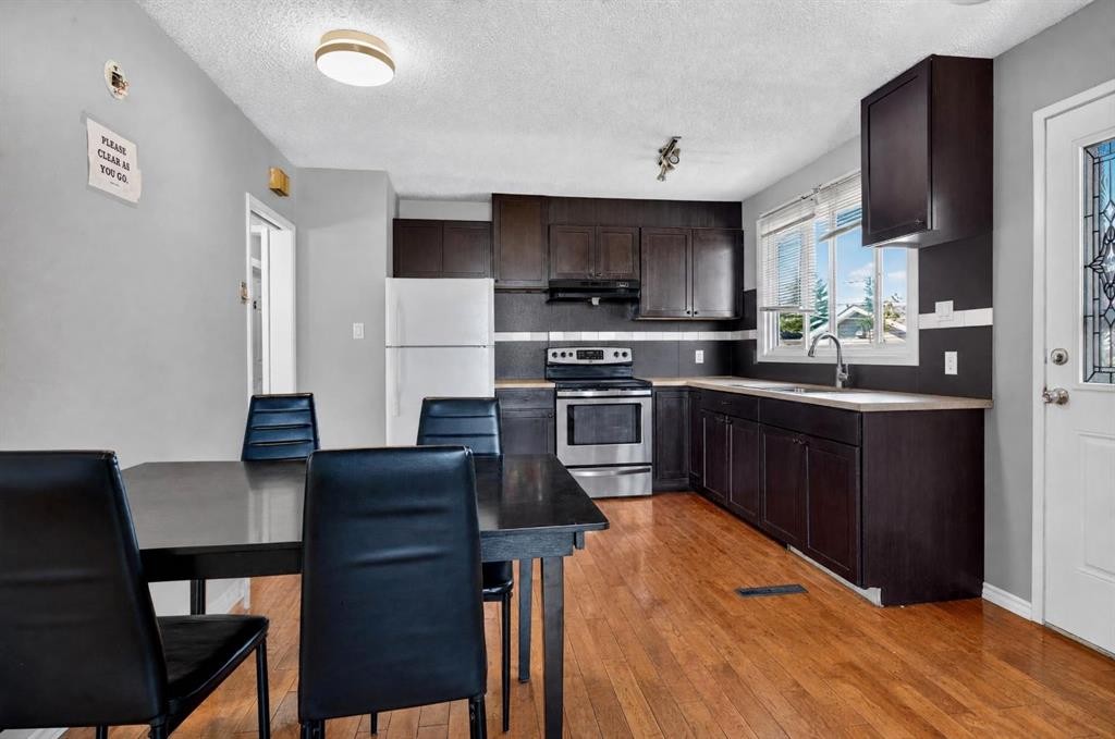 4843 7 Avenue Se, Calgary, AB