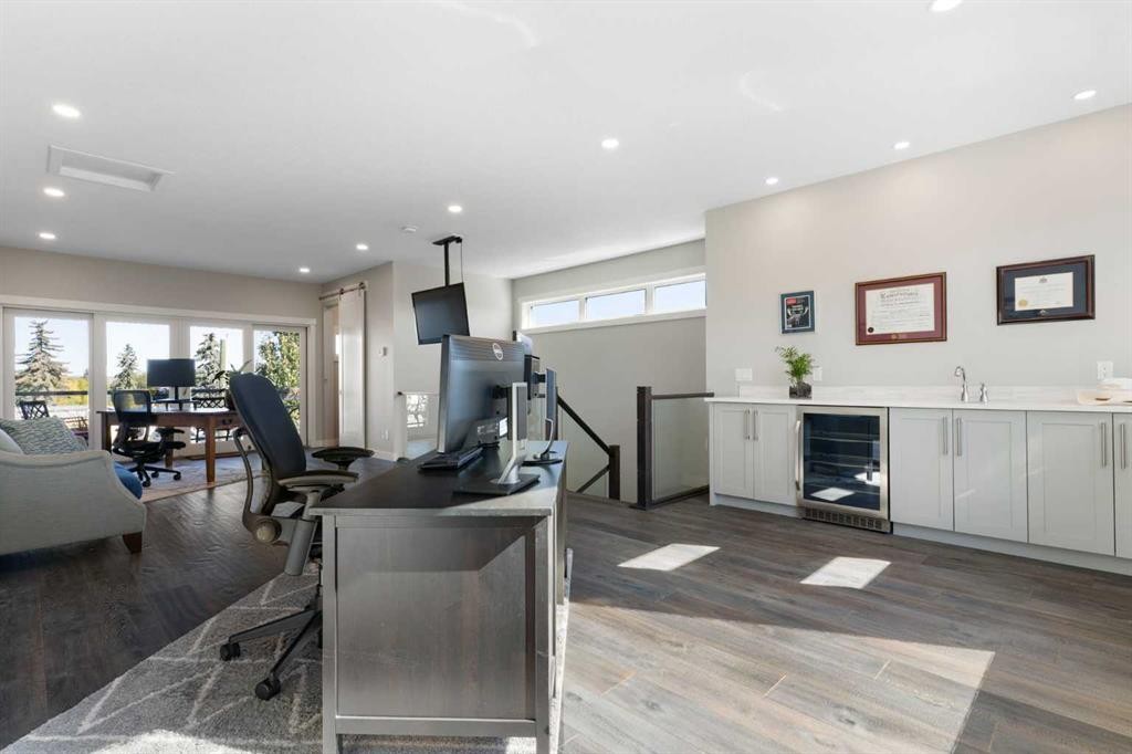 2106 27 Avenue Sw, Calgary, AB