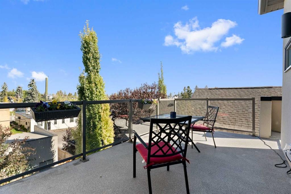 2106 27 Avenue Sw, Calgary, AB