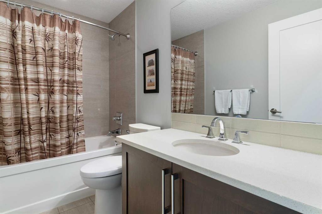 2106 27 Avenue Sw, Calgary, AB