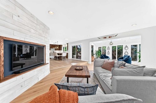 3 Pumpmeadow Crescent Sw, Calgary, AB 
