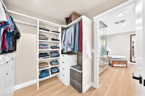 3 Pumpmeadow Crescent Sw, Calgary, AB 