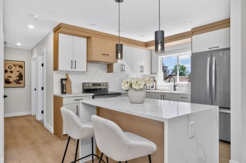 140 Fyffe Road Se, Calgary, AB 