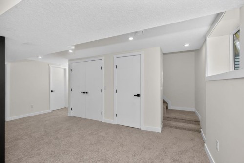 140 Fyffe Road Se, Calgary, AB 