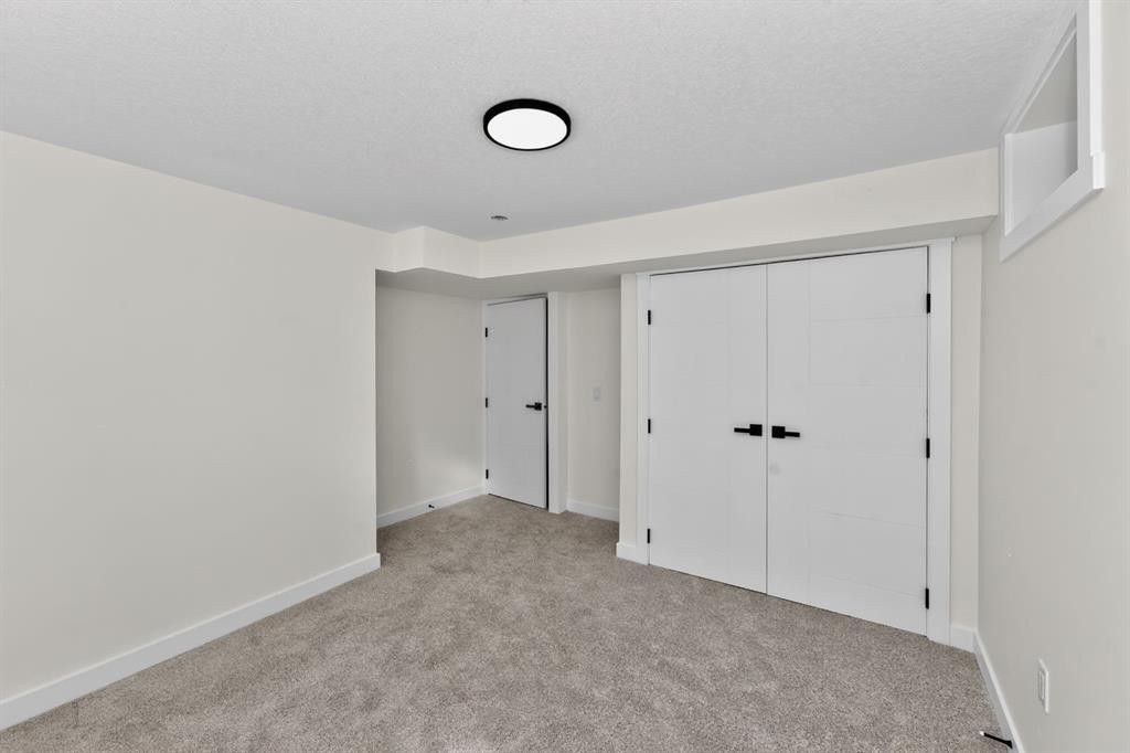 140 Fyffe Road Se, Calgary, AB