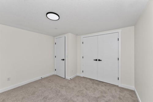 140 Fyffe Road Se, Calgary, AB 